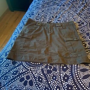 Green Skirt, Athleta, Size 14 with Front Pockets